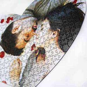 Szív alakú puzzle, 300 részes - 6600.00 Ft